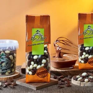 Raisins covered with mix chocolate