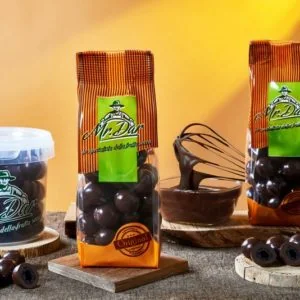 Amarena cherries covered with dark chocolate