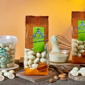 Mandorle ricoperte di cioccolato bianco