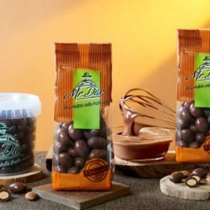 Mandorle ricoperte di cioccolato al latte