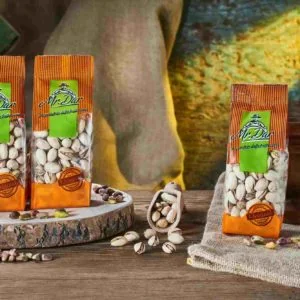 Pistacchi in guscio tostati e salati
