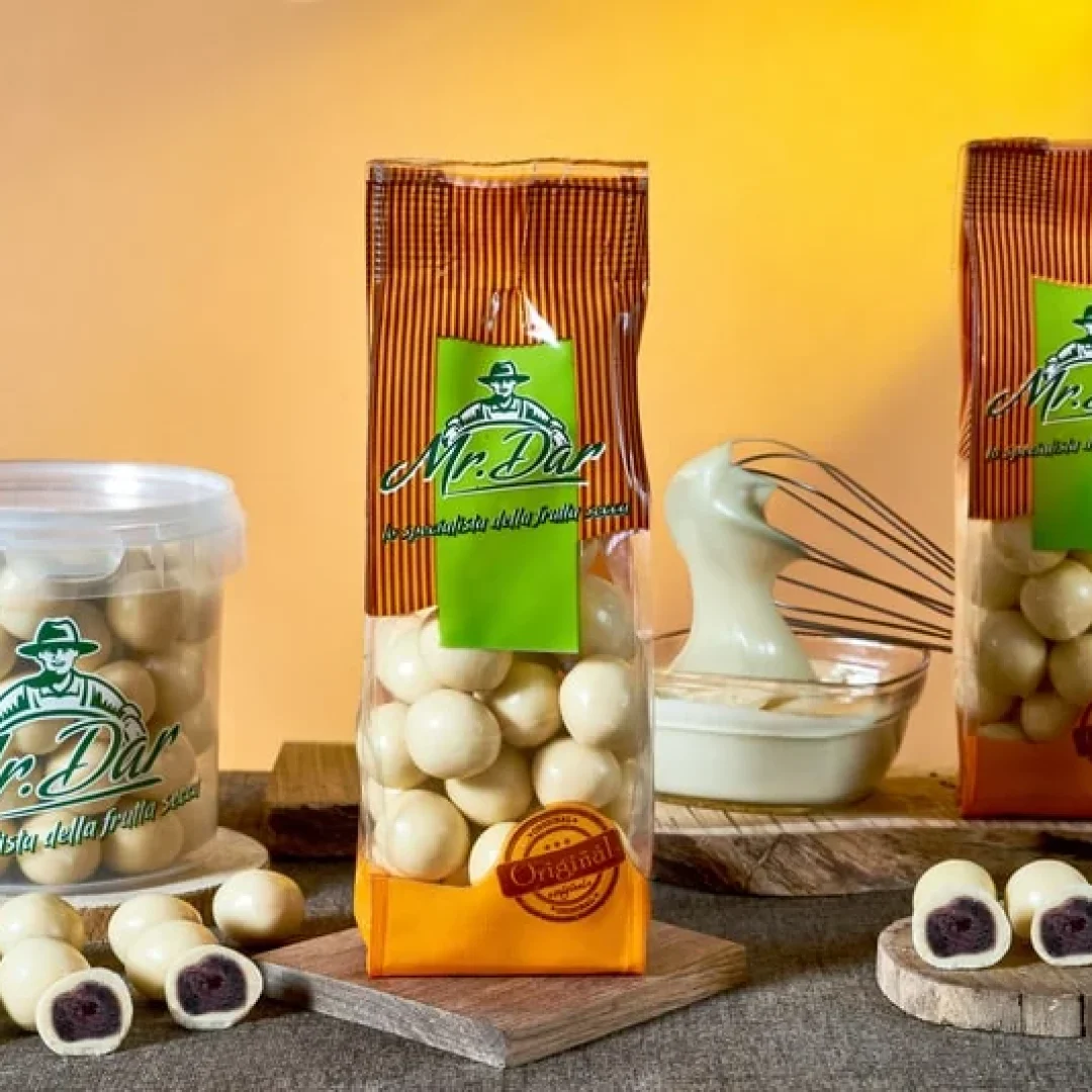 Amarene-al-cioccolato-bianco.-min-1.jpg