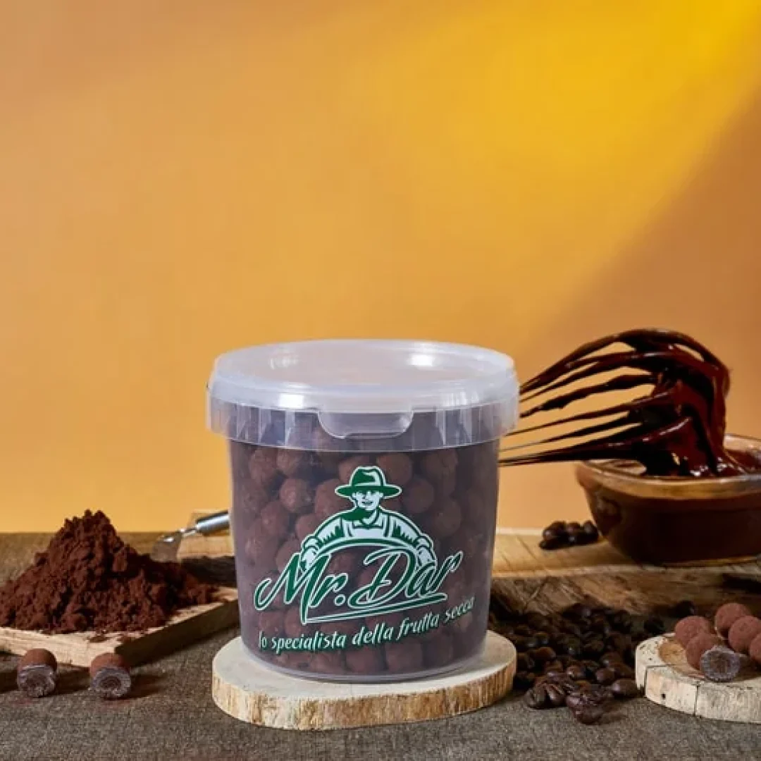 Chicchi-di-Caffe-al-Cioccolato-Fondente-con-Velo-di-Cacao.-min.jpg