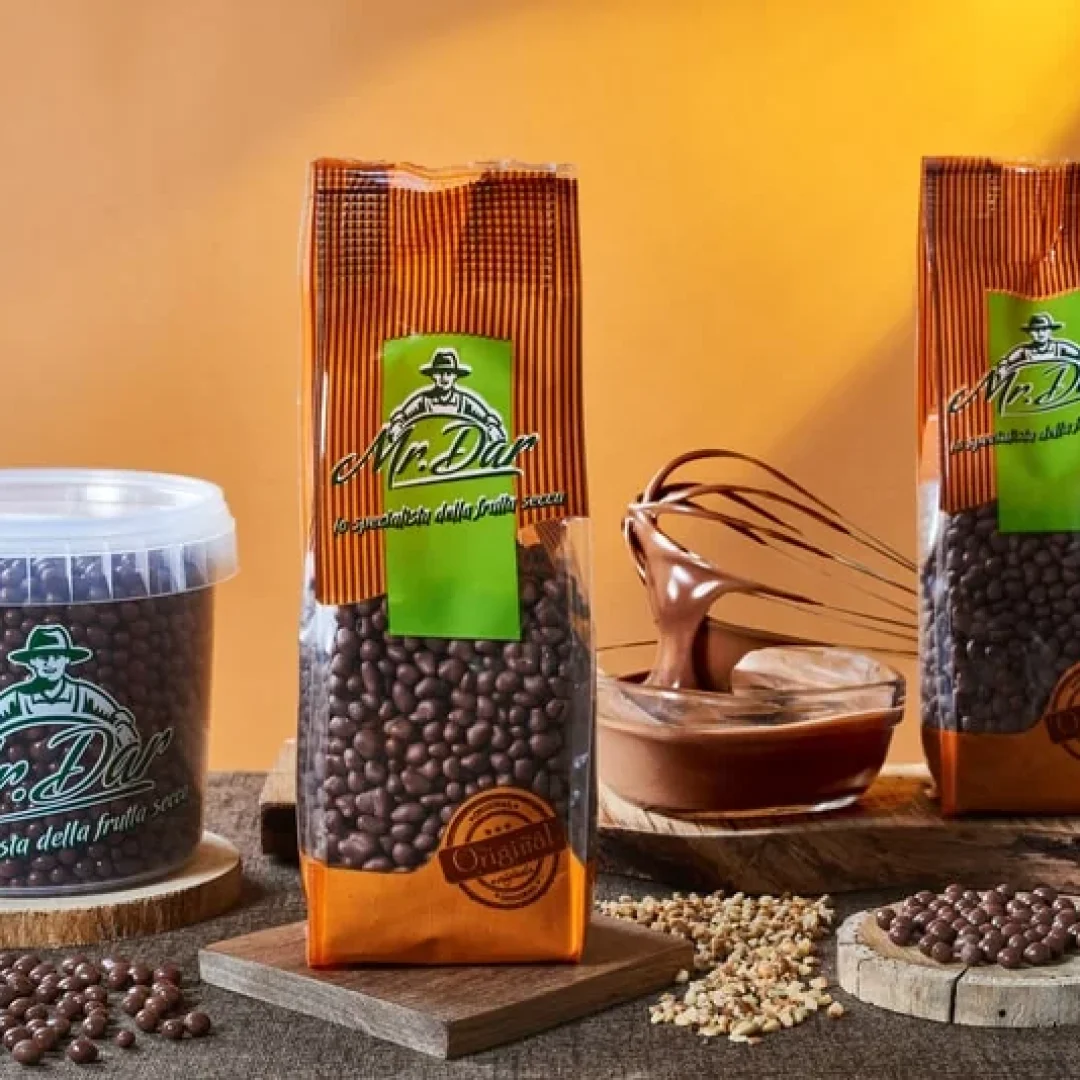 Granella-di-Nocciole-al-Cioccolato-Latte.-min.jpg