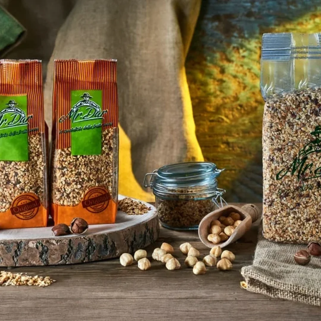 Granella-di-Nocciole.-min.jpg