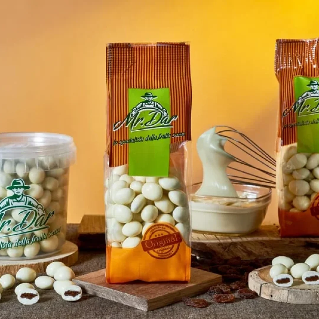 Uvetta-al-Cioccolato-Bianco.-min.jpg